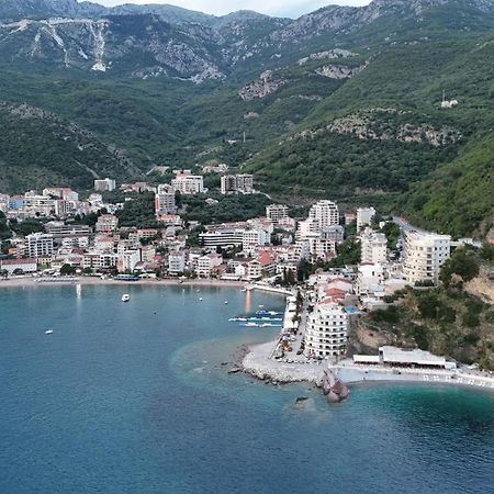 Apartmani Svetionik Budva Buitenkant foto