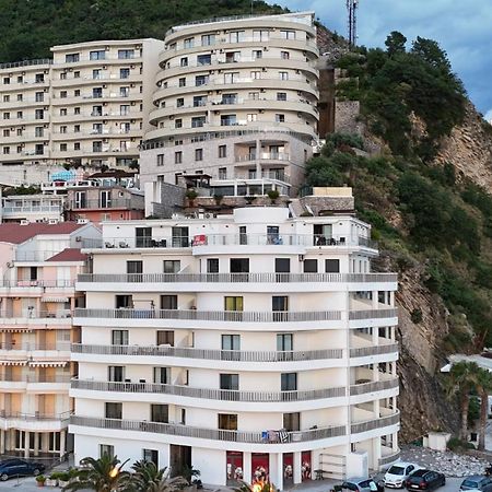 Apartmani Svetionik Budva Buitenkant foto