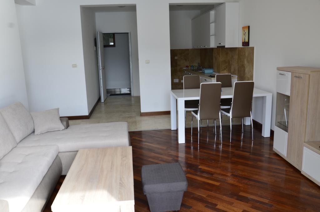 Apartmani Svetionik Budva Buitenkant foto