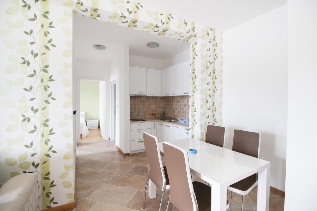 Apartmani Svetionik Budva Buitenkant foto