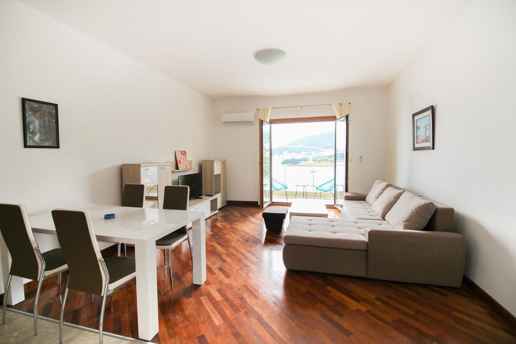 Apartmani Svetionik Budva Buitenkant foto