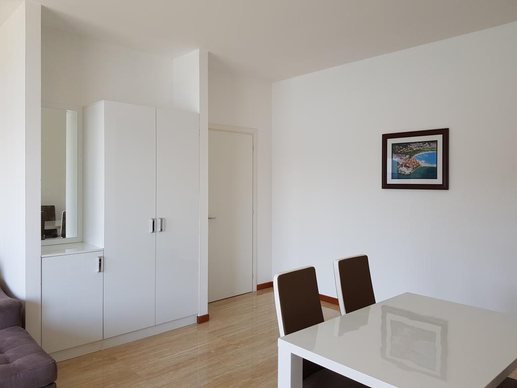 Apartmani Svetionik Budva Buitenkant foto