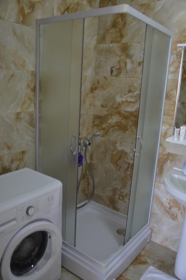 Apartmani Svetionik Budva Kamer foto